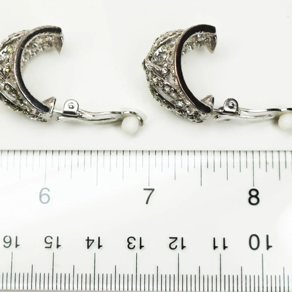 VINTAGE KENNETH JAY LANE CRYSTAL CLIP-ON EARRINGS - Picture 8 of 8